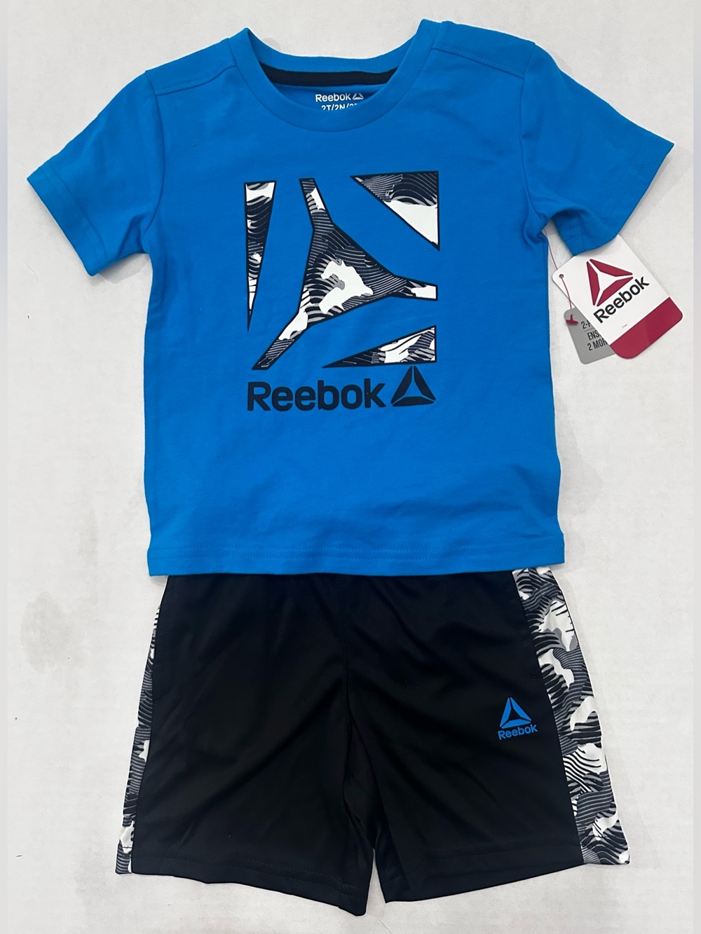 Reebok Toddler Boys Size 2T Blue Graphic T-Shirt and Black Shorts Set NWT's